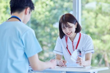 2025年問題に対処するために日本政府が打ち出している施策