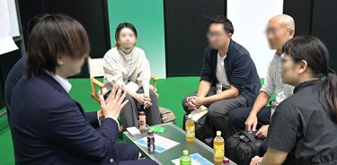 交流ラウンジのようす