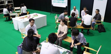 交流ラウンジのようす