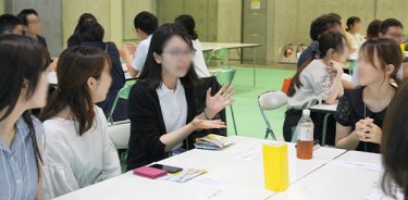 座談会のようす